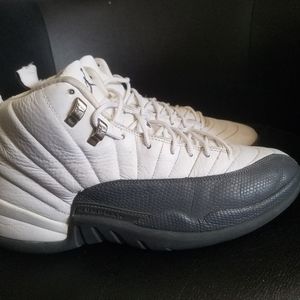 Jordan retro 12 flints